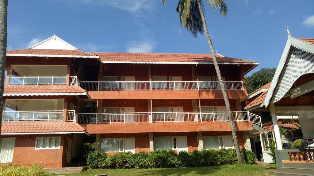 Willow Heights Athirappilly Exterior photo