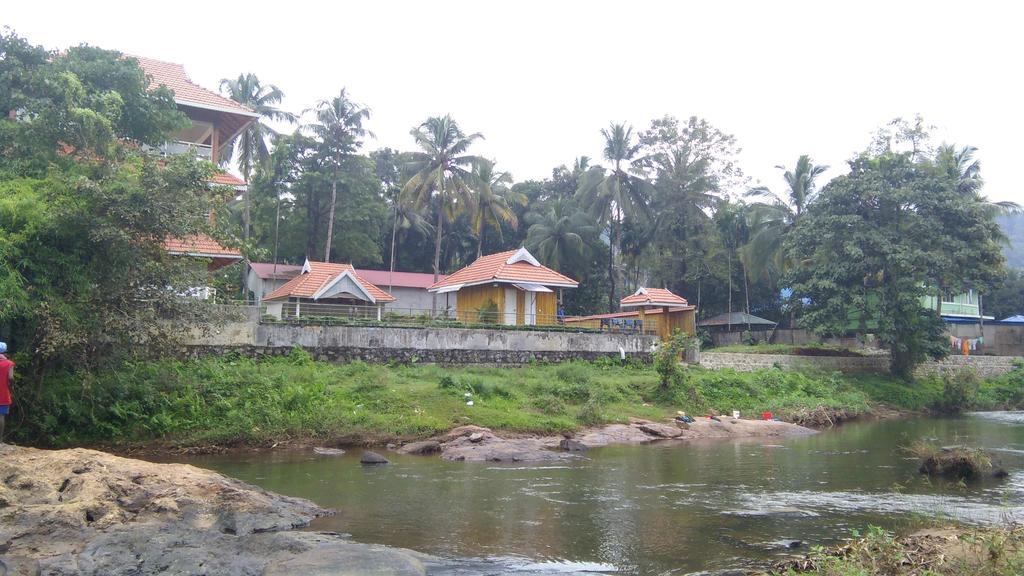 Willow Heights Athirappilly Exterior photo